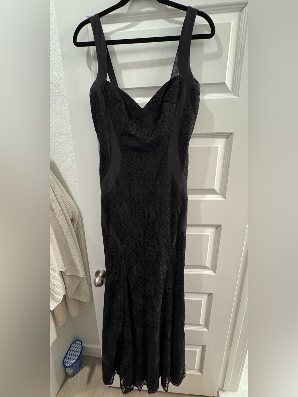 Monique Lhuillier Black Lace Gown, Size 8